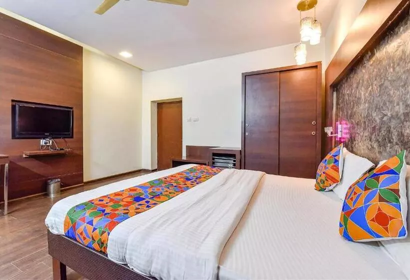 Fabhotel Prime Surpin Palace