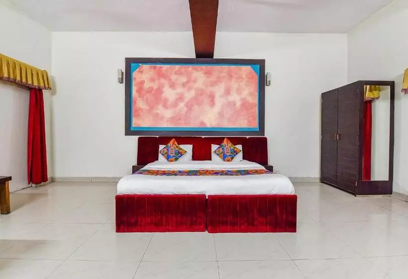 Fabhotel Prime Surpin Palace