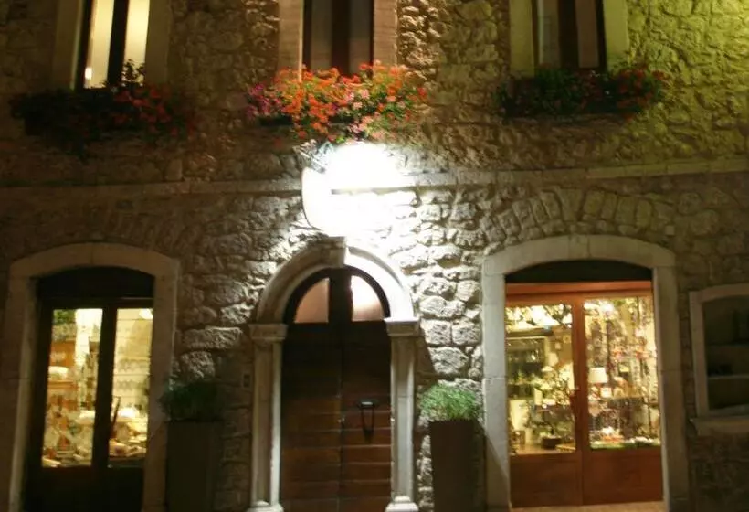 ペンション Affittacamere Prato Rosso