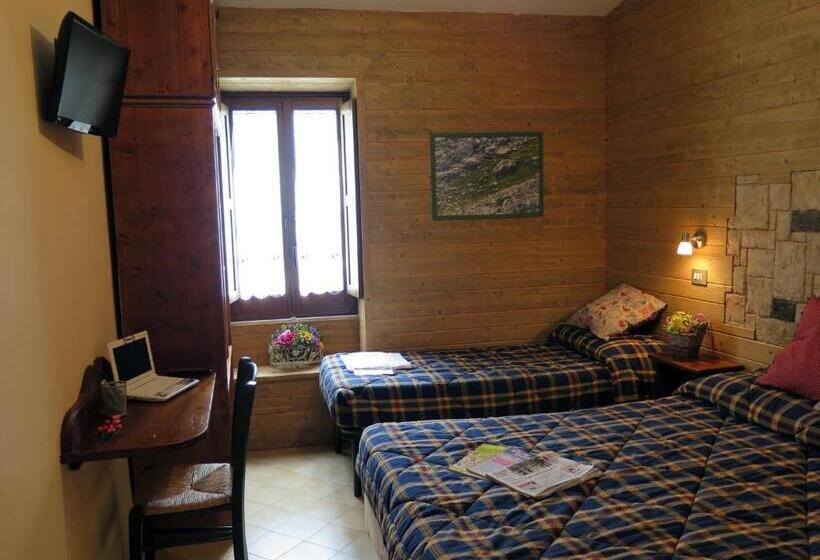 פנסיון Affittacamere Prato Rosso