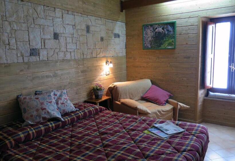 פנסיון Affittacamere Prato Rosso