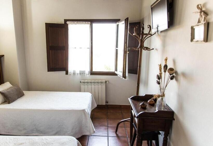 펜션 Casa De Aldea Los Duesos