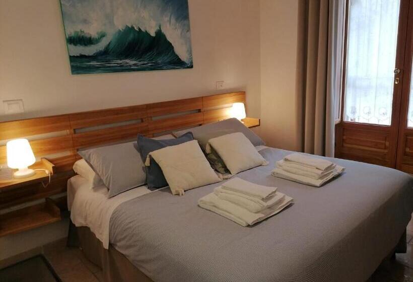 Panzió L Arco Antico Una Casa Sul Mare