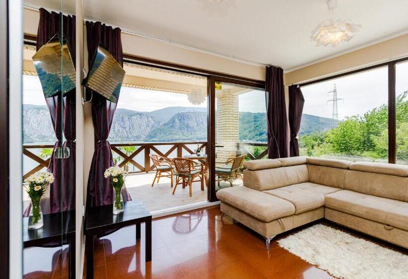 Pensiunea Decebal Resort   Cazanele Dunarii