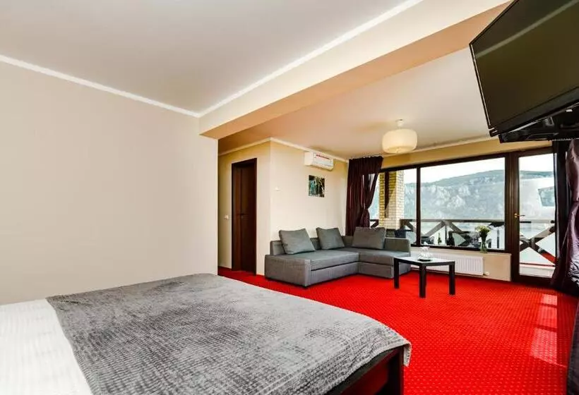 Pensiunea Decebal Resort   Cazanele Dunarii