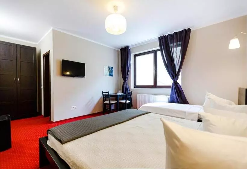 Pensiunea Decebal Resort   Cazanele Dunarii