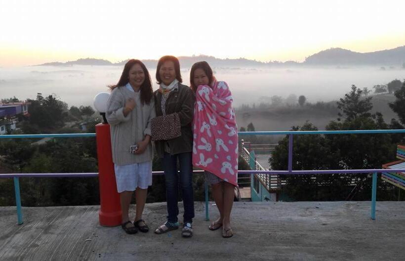 استراحتگاه เขาค้อ กุหลาบแดง รีสอร์ท