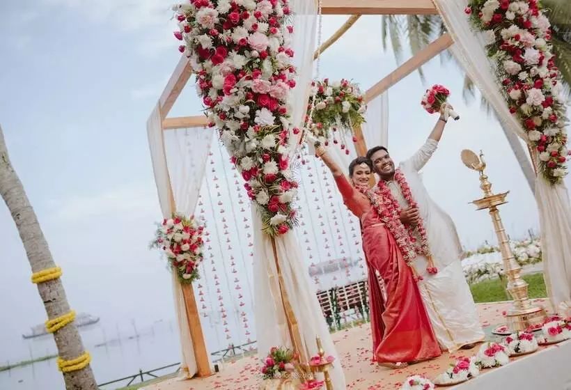 ホテル Backwater Ripples Kumarakom