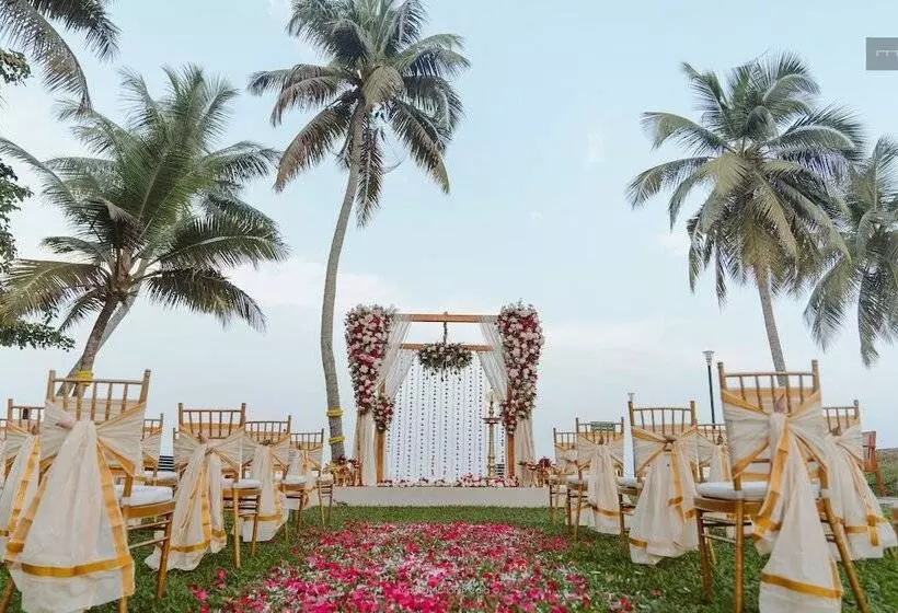 ホテル Backwater Ripples Kumarakom