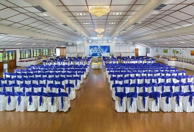 ホテル Backwater Ripples Kumarakom