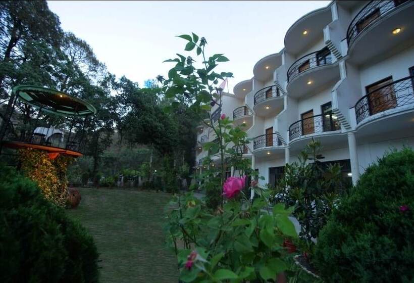 فندق Country Inn Sattal