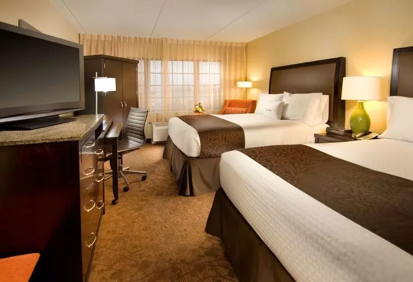 هتل Doubletree By Hilton  Sterling  Dulles Airport