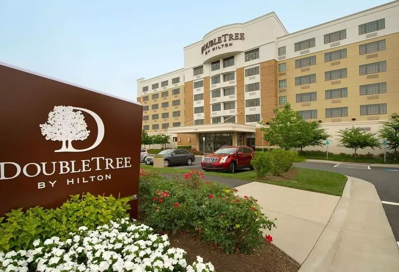 هتل Doubletree By Hilton  Sterling  Dulles Airport