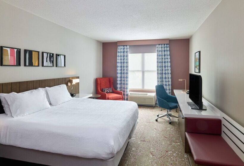 בית מלון כפרי Hilton Garden Inn Bloomington