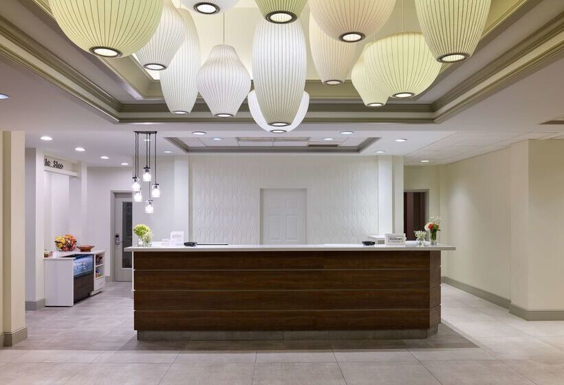 בית מלון כפרי Hilton Garden Inn Bloomington