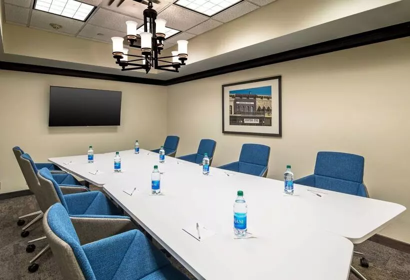 호텔 Hilton Garden Inn Granbury