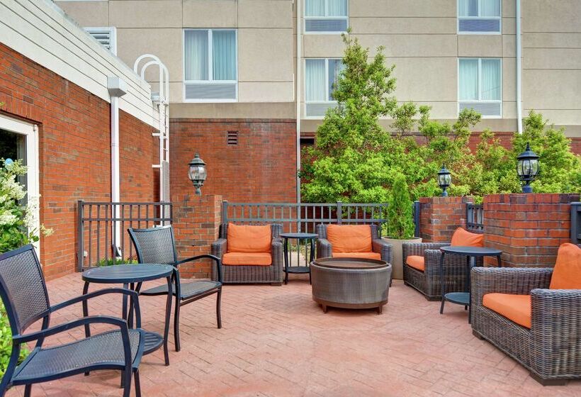 فندق Hilton Garden Inn Hattiesburg