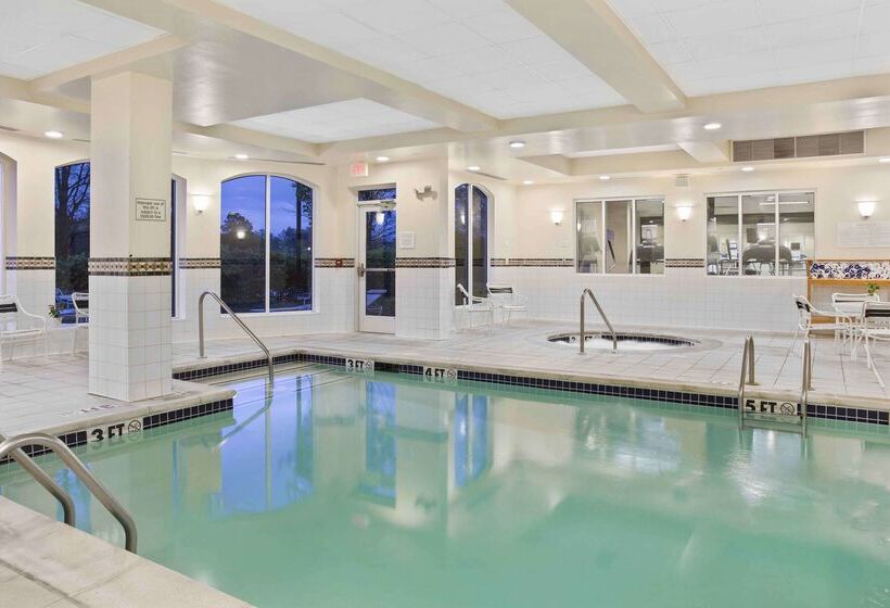 ホテル Hilton Garden Inn Jackson/madison