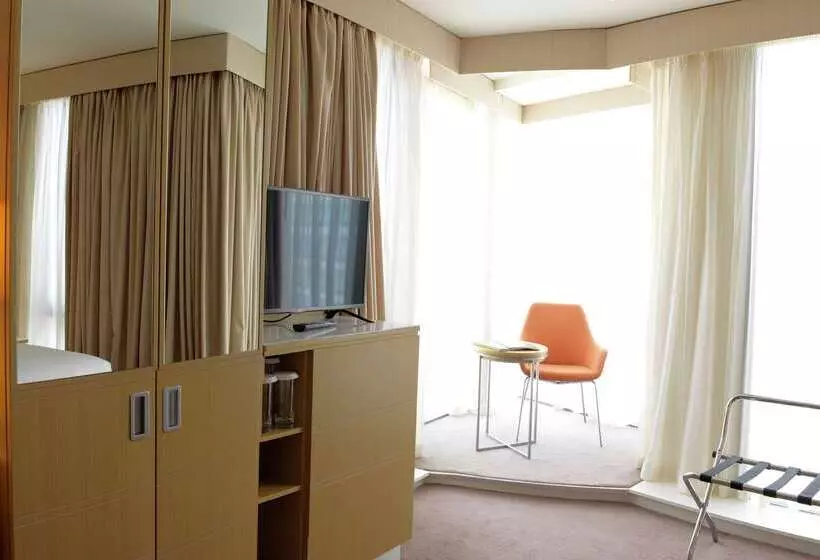 هتل Hilton Garden Inn Los Angeles Montebello