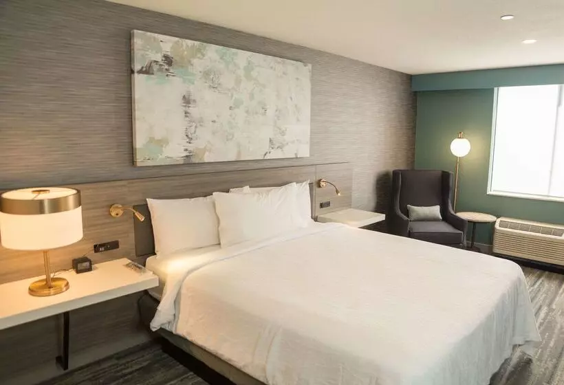 هتل Hilton Garden Inn Los Angeles Montebello