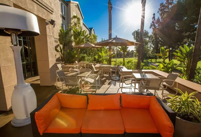 هتل Hilton Garden Inn Los Angeles Montebello