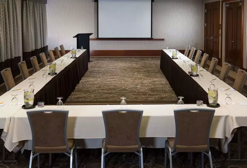 酒店 Hilton Garden Inn Portsmouth Downtown