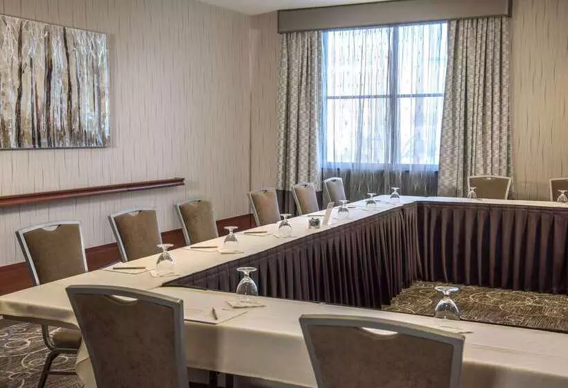 酒店 Hilton Garden Inn Portsmouth Downtown