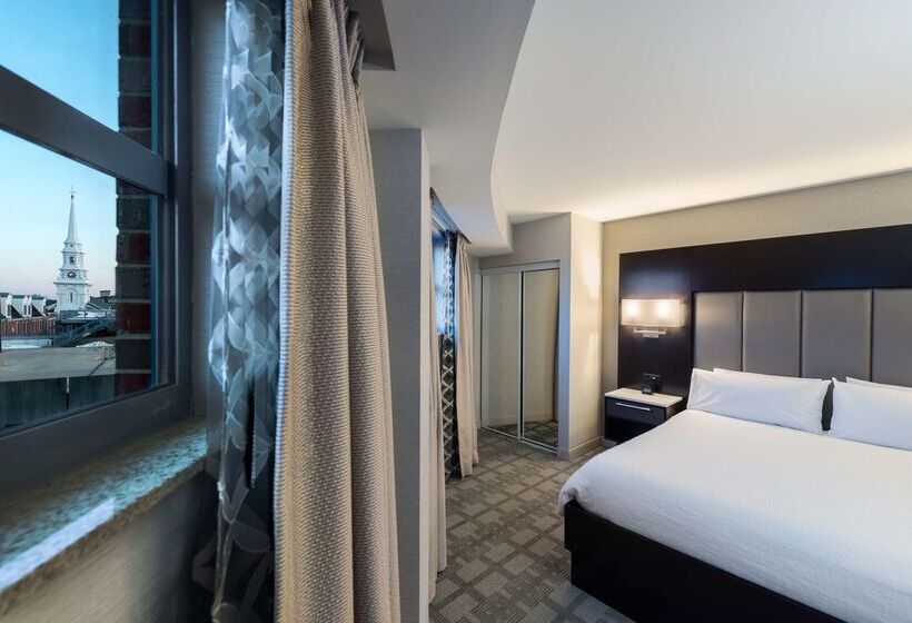 هتل Hilton Garden Inn Portsmouth Downtown