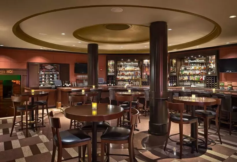 هتل Hilton President Kansas City