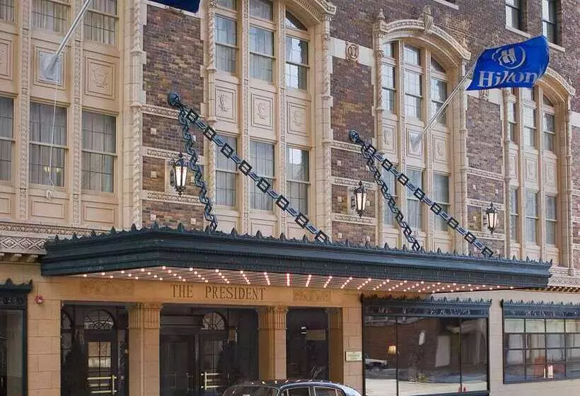 هتل Hilton President Kansas City