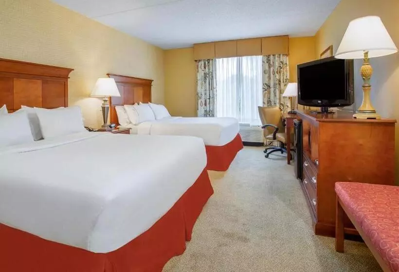 Отель Holiday Inn Express & Suites Bloomington, An Ihg