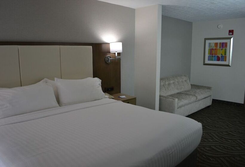 בית מלון כפרי Holiday Inn Express & Suites Kent University Area By Ihg