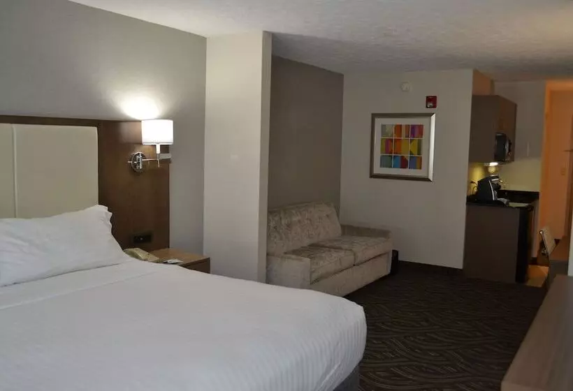 호텔 Holiday Inn Express & Suites Kent University Area By Ihg