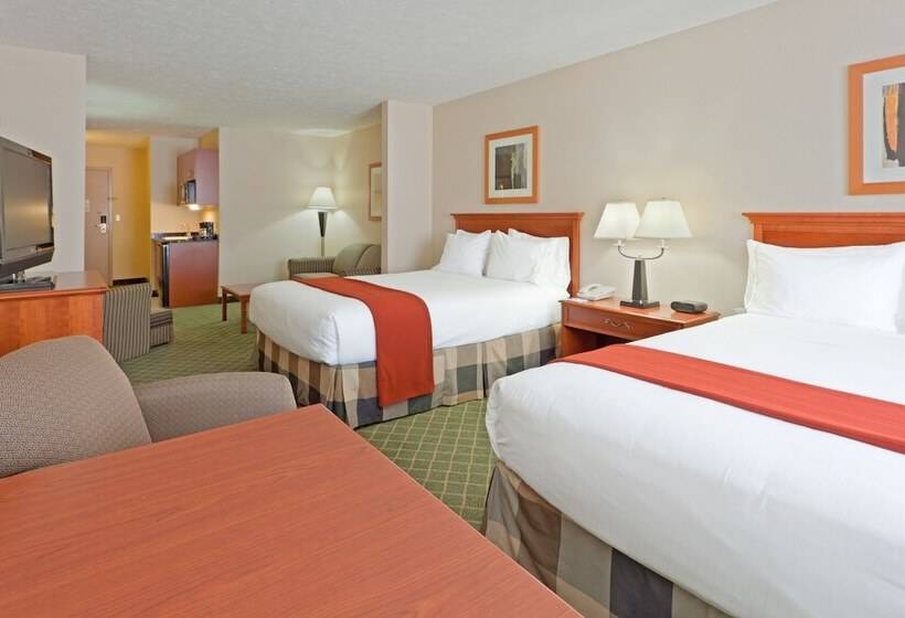 בית מלון כפרי Holiday Inn Express & Suites Kent University Area By Ihg