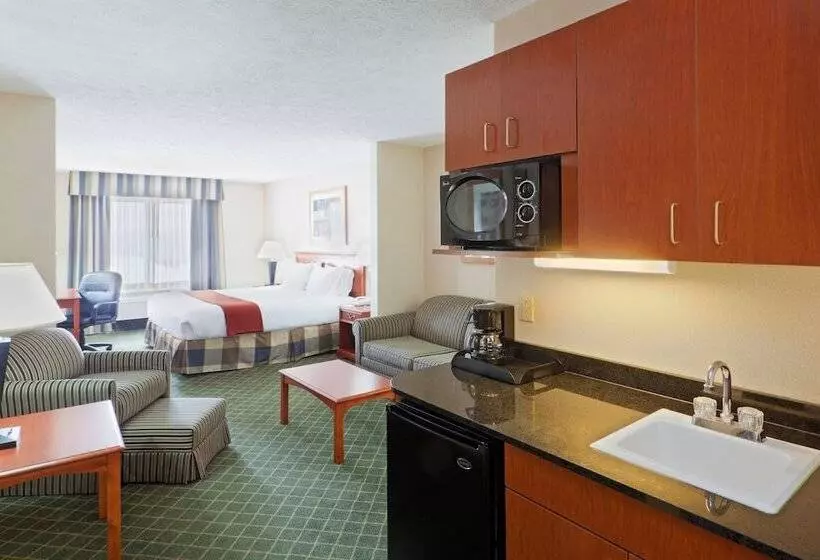 호텔 Holiday Inn Express & Suites Kent University Area By Ihg