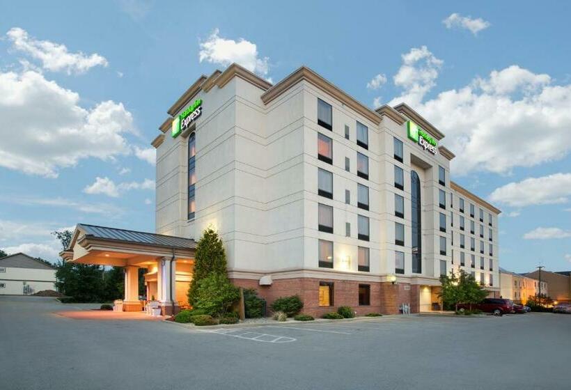 בית מלון כפרי Holiday Inn Express & Suites Bloomington, An Ihg