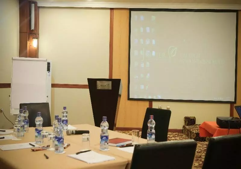 Jupiter International Hotel Cazanchis