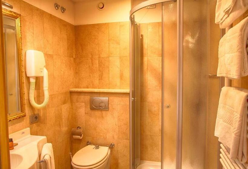 בית מלון כפרי Katja