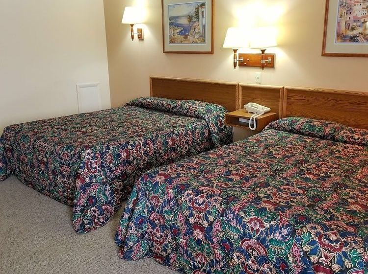 בית מלון כפרי Meadowlark Inn Bridgeport