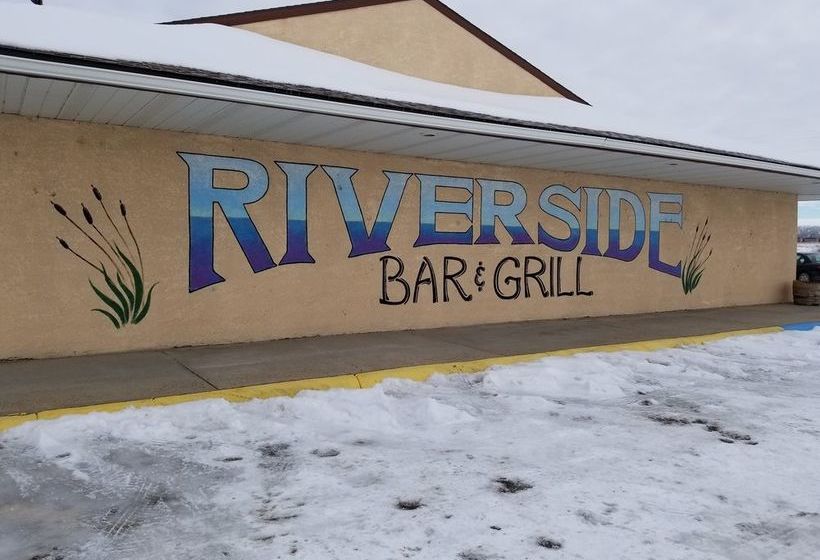 בית מלון כפרי Meadowlark Inn Bridgeport