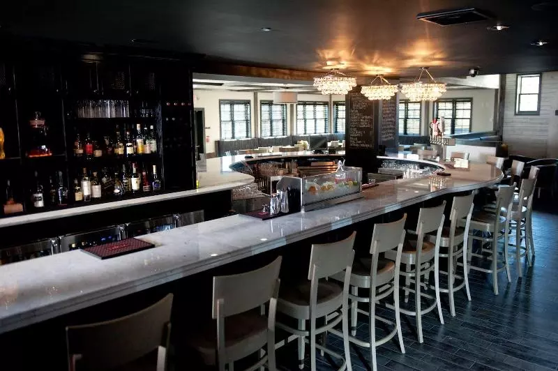 Normandy Farm Hotel & Conference Center