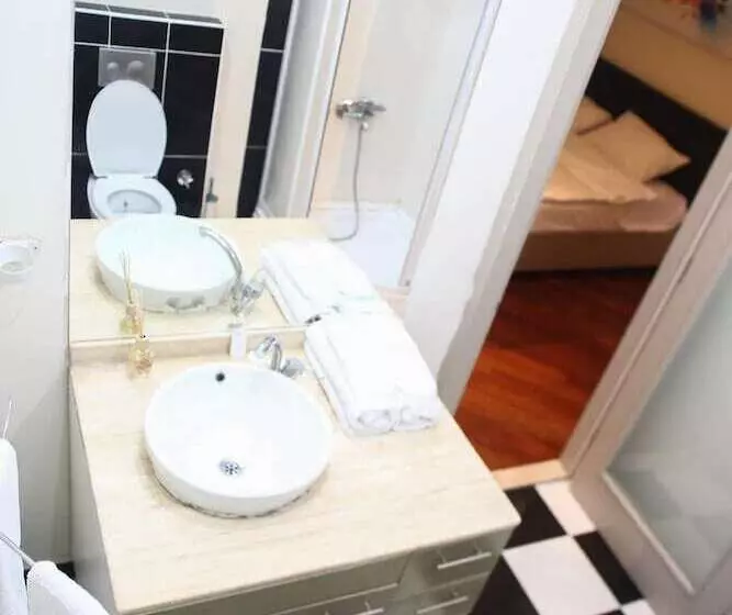 Otel Pera City Suites