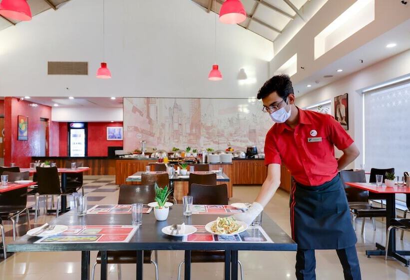 Red Fox By Lemon Tree Hotels, East Delhi