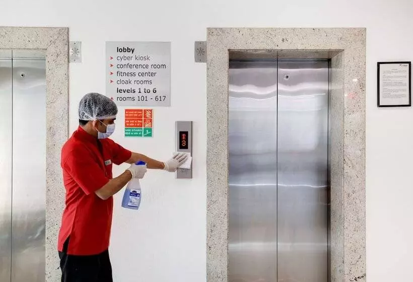 Red Fox By Lemon Tree Hotels, East Delhi