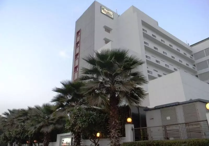 Red Fox By Lemon Tree Hotels, East Delhi