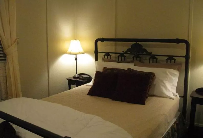 בית מלון כפרי The Forest Queen