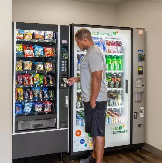 فندق Woodspring Suites Raleigh Apex