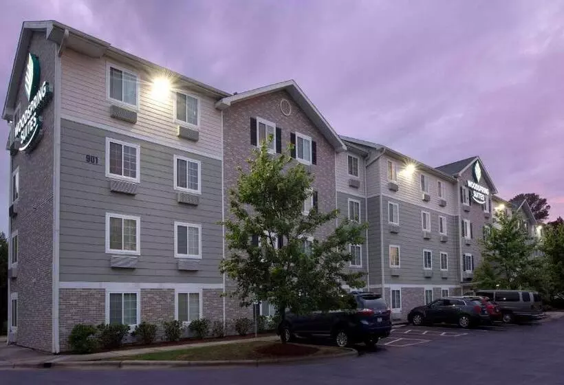 فندق Woodspring Suites Raleigh Apex