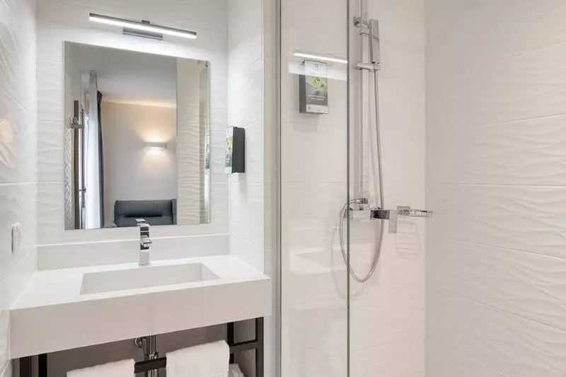 Sure Hotel By Best Western Les Portes De Montauban