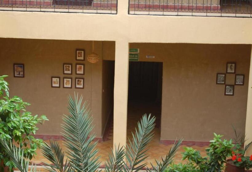 Hospedaria Auberge Amellagou